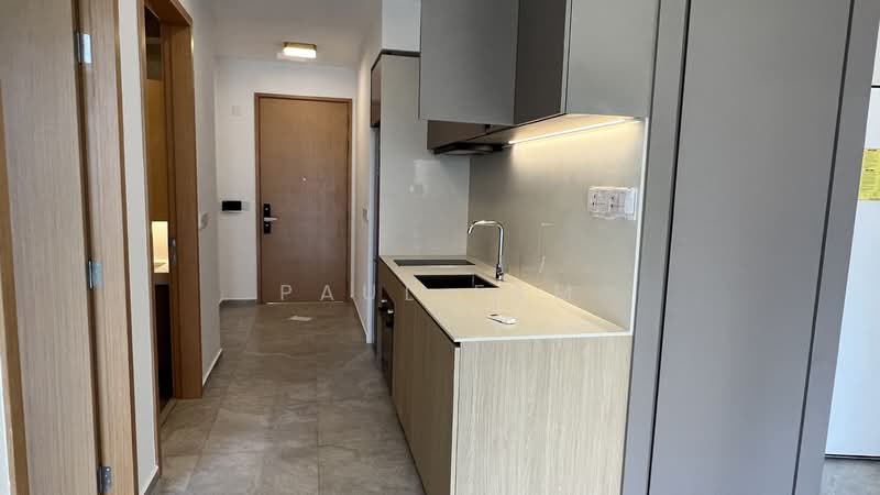 The Arden, 2 Phoenix Road, 2 Bedrooms, 753 sqft, Condominium For Rent, by Paul Fam, 500138345 - Kitchen - PropertyGuru.com.sg
