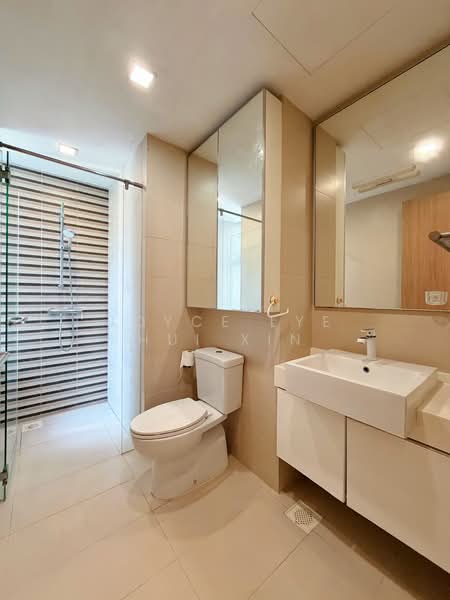 ClementiWoods Condominium, 86 West Coast Road, 4 Bedrooms, 1,679 sqft, Condominium For Sale, by Joyce Lye Hui Xin, 500138353 - Bathroom - PropertyGuru.com.sg