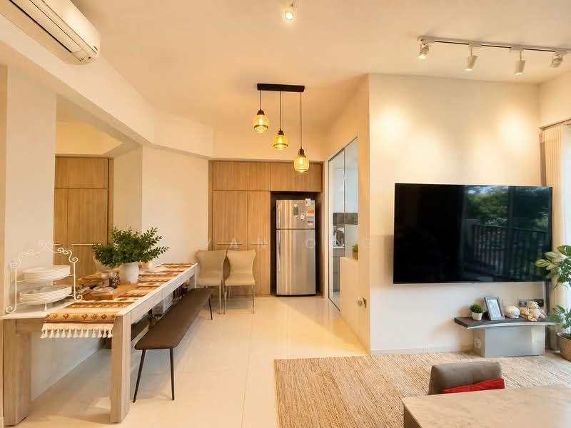Riverbank at Fernvale, 15 Fernvale Close, 3 Bedrooms, 1,012 sqft, Condominium For Sale, by Ivan Ong, 500138356 - Dining Room - PropertyGuru.com.sg