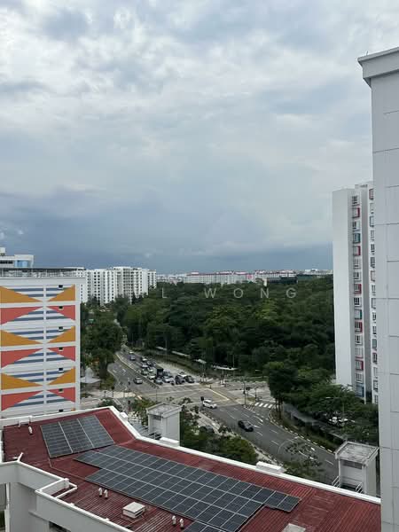 215 Choa Chu Kang Central, 215 Choa Chu Kang Central, 3 Bedrooms, 1,119 sqft, HDB Flat For Sale, by Phil Wong, 500138357 - Exterior - PropertyGuru.com.sg