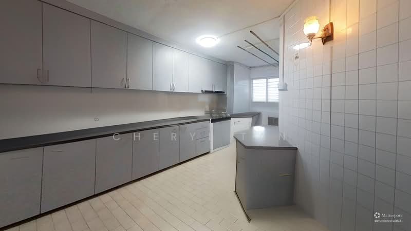 215 Serangoon Avenue 4, 215 Serangoon Avenue 4, 3 Bedrooms, 1,022 sqft, HDB Flat For Sale, by Cheryl Tan, 500138365 - Kitchen - Defurnished  - PropertyGuru.com.sg