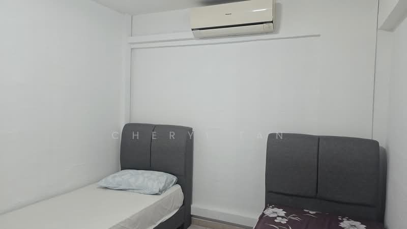 215 Serangoon Avenue 4, 215 Serangoon Avenue 4, 3 Bedrooms, 1,022 sqft, HDB Flat For Sale, by Cheryl Tan, 500138365 - Bedroom - PropertyGuru.com.sg