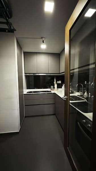 Waterbay, 47 Edgefield Plains, 3 Bedrooms, 1,098 sqft, Executive Condominium For Sale, by Nina Marjinah Sairi, 500138369 - Kitchen - PropertyGuru.com.sg