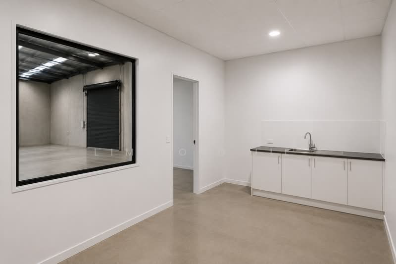 Pioneer Point, 5 Soon Lee Street, 958 sqft, Factory / Workshop (B2) For Sale, by Lim Rong Jie, 500138374 - Interior - CommercialGuru.com.sg
