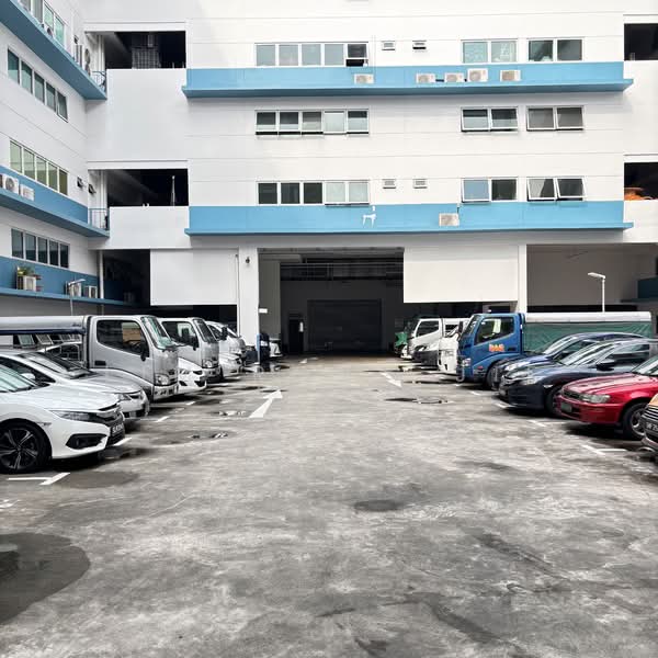 Pioneer Point, 5 Soon Lee Street, 958 sqft, Factory / Workshop (B2) For Sale, by Lim Rong Jie, 500138374 - Exterior - CommercialGuru.com.sg