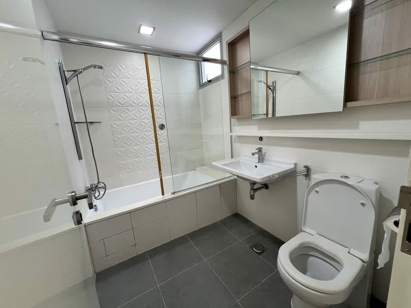 The Ford @ Holland, 1 Ford Avenue, 2 Bedrooms, 1,399 sqft, Condominium For Sale, by Boren Ang, 500138378 - Bathroom - PropertyGuru.com.sg