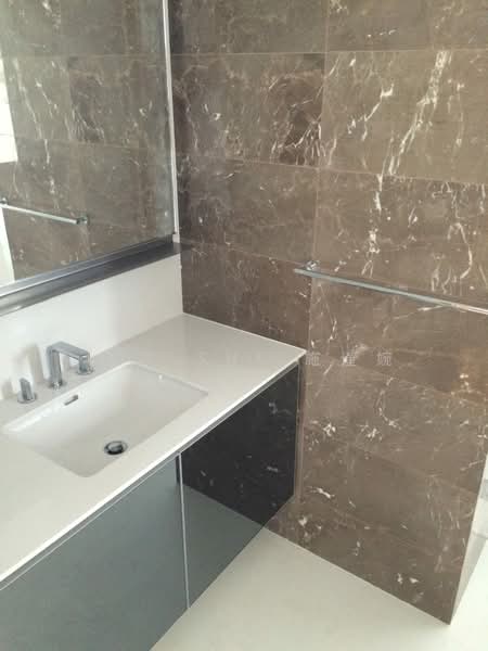 76 Shenton, 76 Shenton Way, 1 Bedroom, 624 sqft, Apartment For Sale, by Joy Shi 施谨婉, 500138408 - Bathroom - PropertyGuru.com.sg