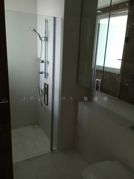 76 Shenton, 76 Shenton Way, 1 Bedroom, 624 sqft, Apartment For Sale, by Joy Shi 施谨婉, 500138408 - Bathroom - PropertyGuru.com.sg