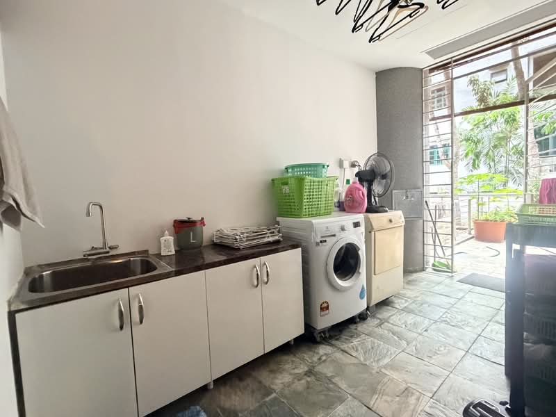 Nassim Jade, 3 Nassim Road, 4 Bedrooms, 3,003 sqft, Condominium For Sale, by Lena Ng, 500138419 - PropertyGuru.com.sg
