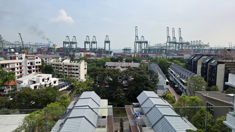 The Grandhill, 39 Pasir Panjang Hill, 3 Bedrooms, 1,259 sqft, Condominium For Sale, by Florence Loh, 500138425 - Exterior - PropertyGuru.com.sg