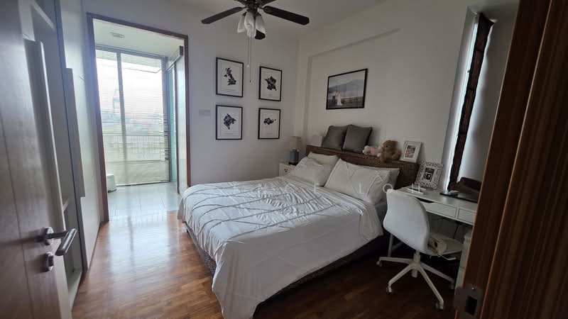 The Grandhill, 39 Pasir Panjang Hill, 3 Bedrooms, 1,259 sqft, Condominium For Sale, by Florence Loh, 500138425 - Bedroom - PropertyGuru.com.sg