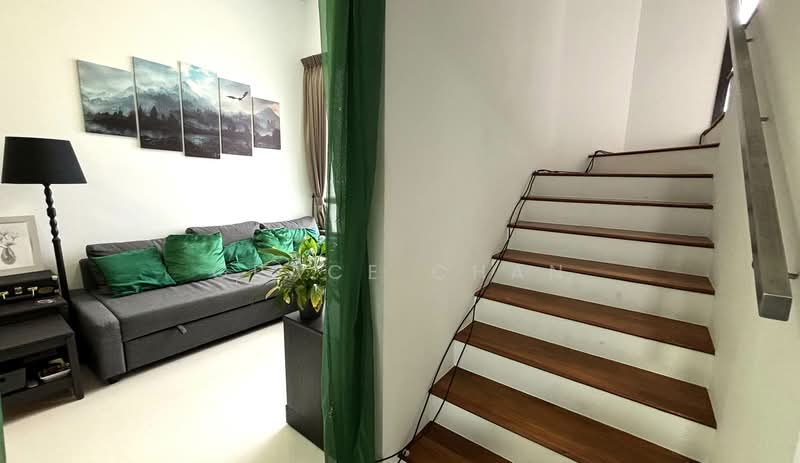 Eon Shenton, 70 Shenton Way, 1 Bedroom, 1,055 sqft, Condominium For Rent, by Grace Chan, 500138430 - Living Room - PropertyGuru.com.sg