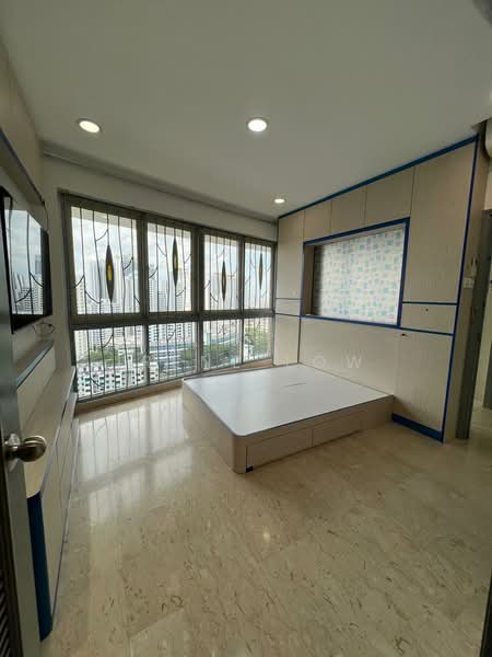 Trellis Towers, 700 Toa Payoh Lorong 1, 4 Bedrooms, 1,647 sqft, Condominium For Sale, by Irene Low, 500138443 - Master Bedroom - PropertyGuru.com.sg
