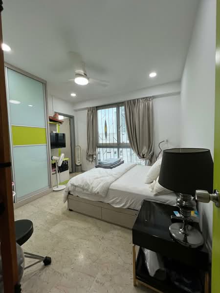 Trellis Towers, 700 Toa Payoh Lorong 1, 4 Bedrooms, 1,647 sqft, Condominium For Sale, by Irene Low, 500138443 - Bedroom - PropertyGuru.com.sg