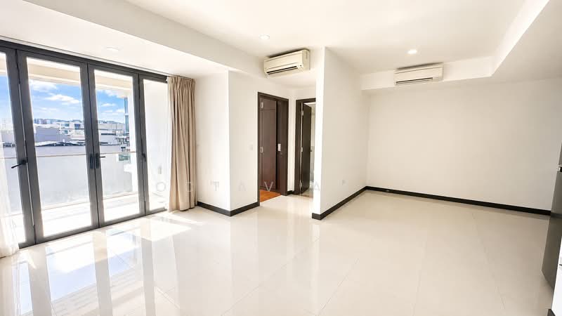 Sundance Suites, 12 Duku Place, 1 Bedroom, 603 sqft, Condominium For Rent, by Octavian ., 500138448 - Living Room - PropertyGuru.com.sg
