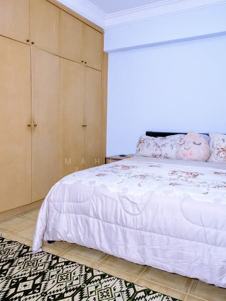 357 Bukit Batok Street 31, 357 Bukit Batok Street 31, 4 Bedrooms, 1,657 sqft, HDB Flat For Sale, by Mahfudz Zainal, 500138452 - Bedroom - PropertyGuru.com.sg