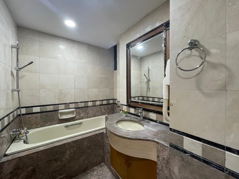 Glendale Park, 23 Hillview Avenue, Room Rental, 300 sqft, Condominium For Rent, by Kevin Seetoh, 500138455 - Bathroom - PropertyGuru.com.sg