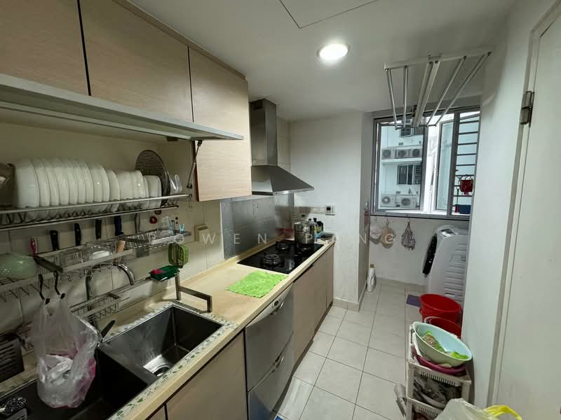 La Casa, 64 Woodlands Drive 16, 3 Bedrooms, 1,141 sqft, Condominium For Sale, by Bowen Pang, 500138458 - Kitchen - PropertyGuru.com.sg