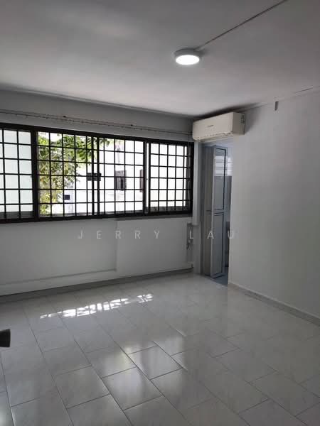 659 Yishun Avenue 4, , 3 Bedrooms, 980 sqft, HDB Flat For Rent, by Jerry Lau, 500138459 - PropertyGuru.com.sg
