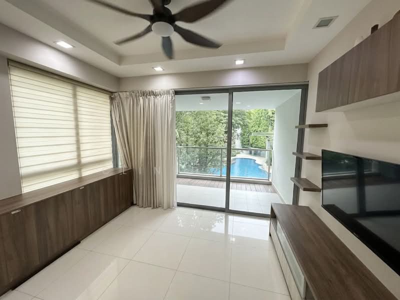 Double Bay Residences, 19C Simei Street 4, 3 Bedrooms, 1,367 sqft, Condominium For Sale, by Clinton Lim, 500138465 - Living Room - PropertyGuru.com.sg