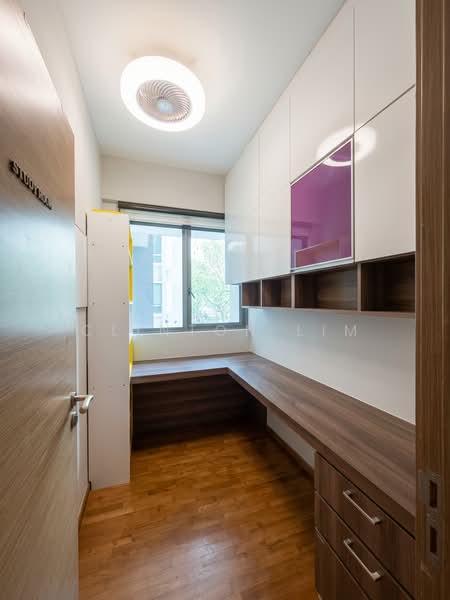 Double Bay Residences, 19C Simei Street 4, 3 Bedrooms, 1,367 sqft, Condominium For Sale, by Clinton Lim, 500138465 - Study - PropertyGuru.com.sg