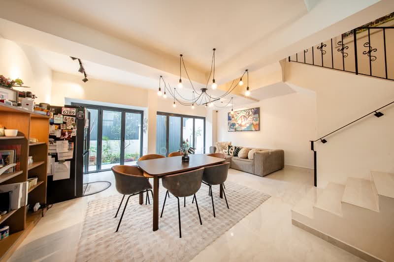 Kew Gate, 3T Limau Garden, 4 Bedrooms, 2,271 sqft, Cluster House For Sale, by Jerome Yap, 500138483 - Dining Room - PropertyGuru.com.sg