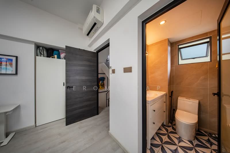Kew Gate, 3T Limau Garden, 4 Bedrooms, 2,271 sqft, Cluster House For Sale, by Jerome Yap, 500138483 - Bathroom - PropertyGuru.com.sg