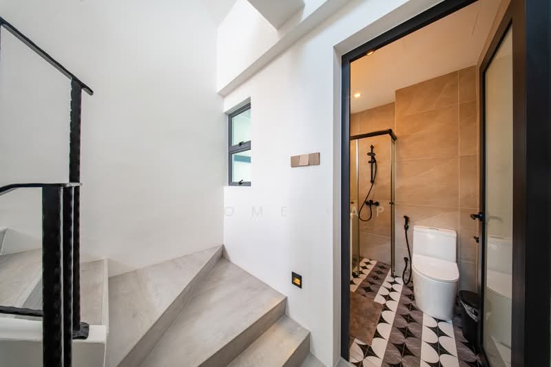 Kew Gate, 3T Limau Garden, 4 Bedrooms, 2,271 sqft, Cluster House For Sale, by Jerome Yap, 500138483 - Bathroom - PropertyGuru.com.sg