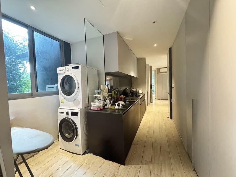 Amber Park, 14 Amber Gardens, 5 Bedrooms, 2,045 sqft, Condominium For Sale, by Jolene Zhong, 500138496 - Kitchen - PropertyGuru.com.sg