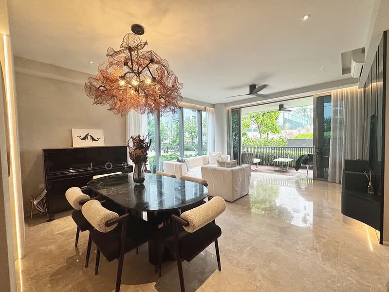 Amber Park, 14 Amber Gardens, 5 Bedrooms, 2,045 sqft, Condominium For Sale, by Jolene Zhong, 500138496 - Living Room - PropertyGuru.com.sg