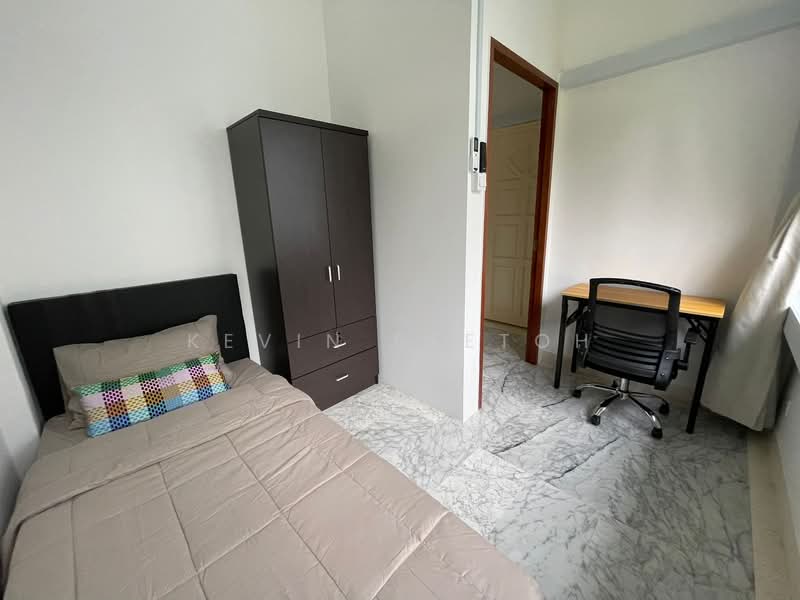 Orchid Apartment, 56A Eng Neo Avenue, Room Rental, 120 sqft, Apartment For Rent, by Kevin Seetoh, 500138498 - Bedroom - PropertyGuru.com.sg