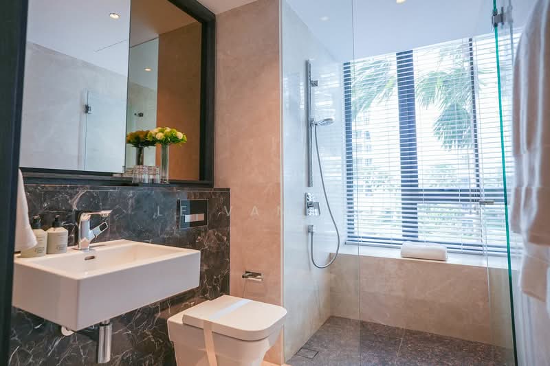 Cape Royale, 25 Cove Way, 4 Bedrooms, 2,508 sqft, Condominium For Sale, by Le Van Lee, 500138501 - Bathroom - PropertyGuru.com.sg