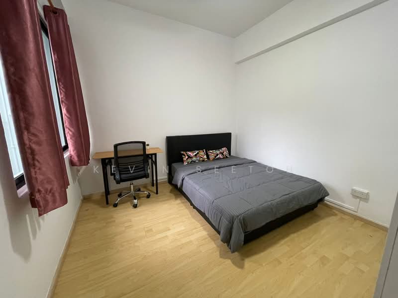 Orchid Apartment, 42-42C Eng Neo Avenue, Room Rental, 200 sqft, Apartment For Rent, by Kevin Seetoh, 500138505 - Bedroom - PropertyGuru.com.sg