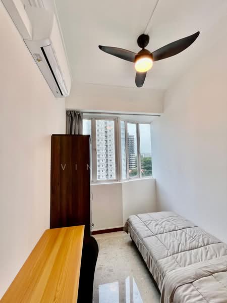 Monarchy Apartments, 51 Mandalay Road, Room Rental, 100 sqft, Apartment For Rent, by Kevin Seetoh, 500138527 - Bedroom - PropertyGuru.com.sg