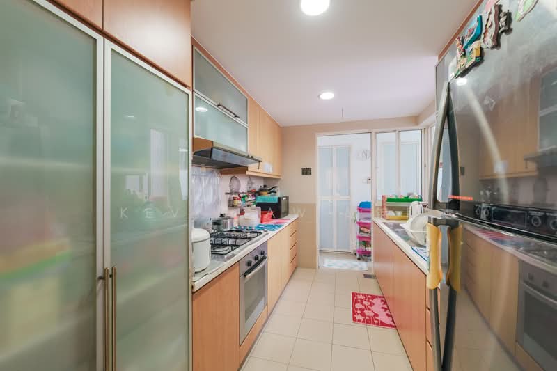 Cheap Rare Penthouse Triplex @ Simei Rise!, , 4 Bedrooms, 3,154 sqft, Condominium For Sale, by Kevin Aw 胡锦胜, 500138536 - Kitchen - PropertyGuru.com.sg