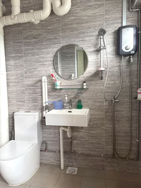 503 Tampines Central 1, 503 Tampines Central 1, 3 Bedrooms, 96 sqft, HDB Flat For Rent, by Audrey Lim, 500138537 - Bathroom - PropertyGuru.com.sg