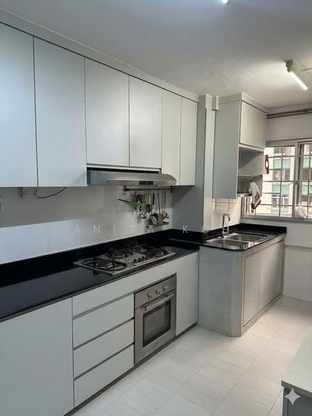 532 Bukit Batok Street 51, 532 Bukit Batok Street 51, 3 Bedrooms, 893 sqft, HDB Flat For Sale, by Anita Koh, 500138550 - Kitchen - PropertyGuru.com.sg