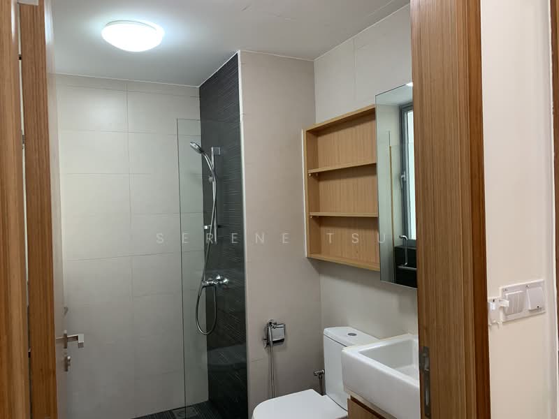The Interweave, 21 Kim Keat Road, 2 Bedrooms, 721 sqft, Condominium For Sale, by Serene Tsu, 500138553 - Bathroom - PropertyGuru.com.sg