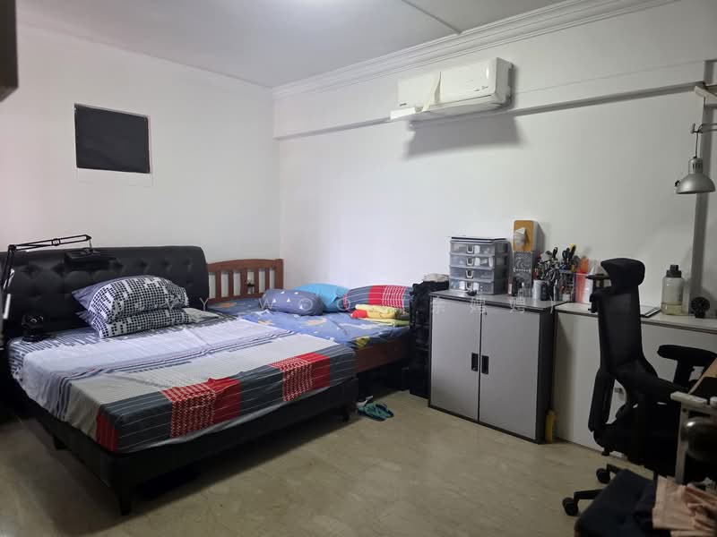 852 Hougang Central, 852 Hougang Central, 3 Bedrooms, 1,485 sqft, HDB Flat For Rent, by Ivy Woo (余娉娉), 500138564 - Master Bedroom - PropertyGuru.com.sg