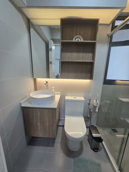 52 Cassia Crescent, 52 Cassia Crescent, 2 Bedrooms, 678 sqft, HDB Flat For Sale, by Yvonne See, 500138572 - Bathroom - PropertyGuru.com.sg