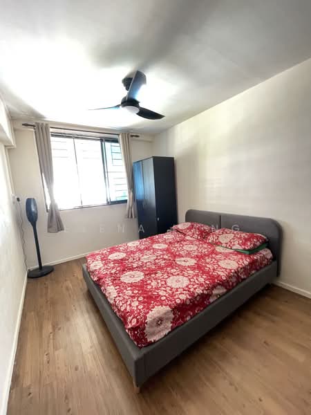 302 Ubi Avenue 1, 302 Ubi Avenue 1, 2 Bedrooms, 689 sqft, HDB Flat For Sale, by Elena Pang, 500138573 - Bedroom - PropertyGuru.com.sg