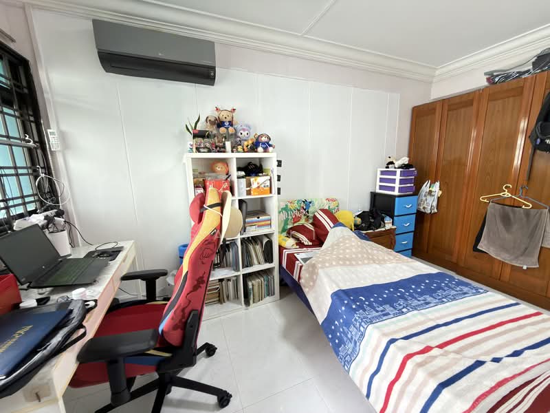 347 Kang Ching Road, 347 Kang Ching Road, 3 Bedrooms, 1,302 sqft, HDB Flat For Sale, by Sam Lim, 500138578 - Bedroom - PropertyGuru.com.sg