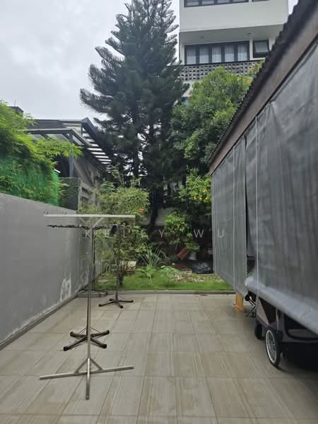 D19 Richards Avenue / Rare Huge Size Corner Terrace / Within 2km to Rosyth, Richards ave, 3 Bedrooms, 2,200 sqft, Corner Terrace For Sale, by Kelly Wu, 500138581 - Exterior - PropertyGuru.com.sg