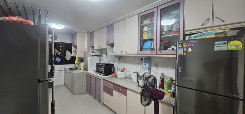 136 Bukit Batok West Avenue 6, 136 Bukit Batok West Avenue 6, 3 Bedrooms, 1,001 sqft, HDB Flat For Sale, by Benjamin Wee, 500138587 - Kitchen - PropertyGuru.com.sg