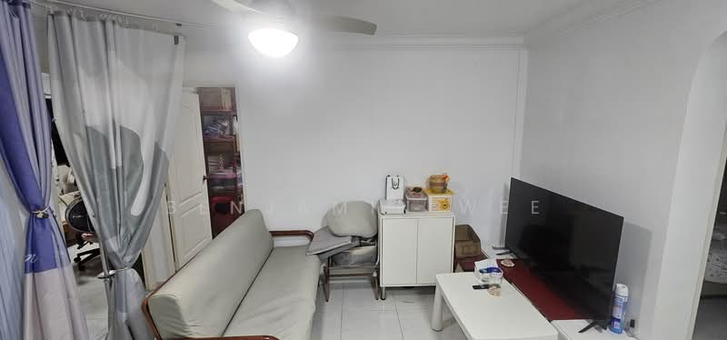136 Bukit Batok West Avenue 6, 136 Bukit Batok West Avenue 6, 3 Bedrooms, 1,001 sqft, HDB Flat For Sale, by Benjamin Wee, 500138587 - Living Room - PropertyGuru.com.sg