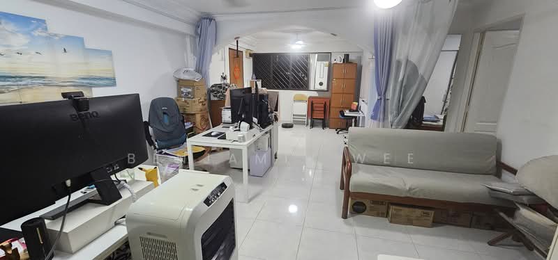 136 Bukit Batok West Avenue 6, 136 Bukit Batok West Avenue 6, 3 Bedrooms, 1,001 sqft, HDB Flat For Sale, by Benjamin Wee, 500138587 - Living Room - PropertyGuru.com.sg