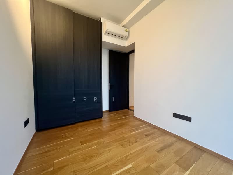 The Hyde, 11 Balmoral Road, 2 Bedrooms, 678 sqft, Condominium For Sale, by April Liu, 500138595 - Master bedroom - PropertyGuru.com.sg