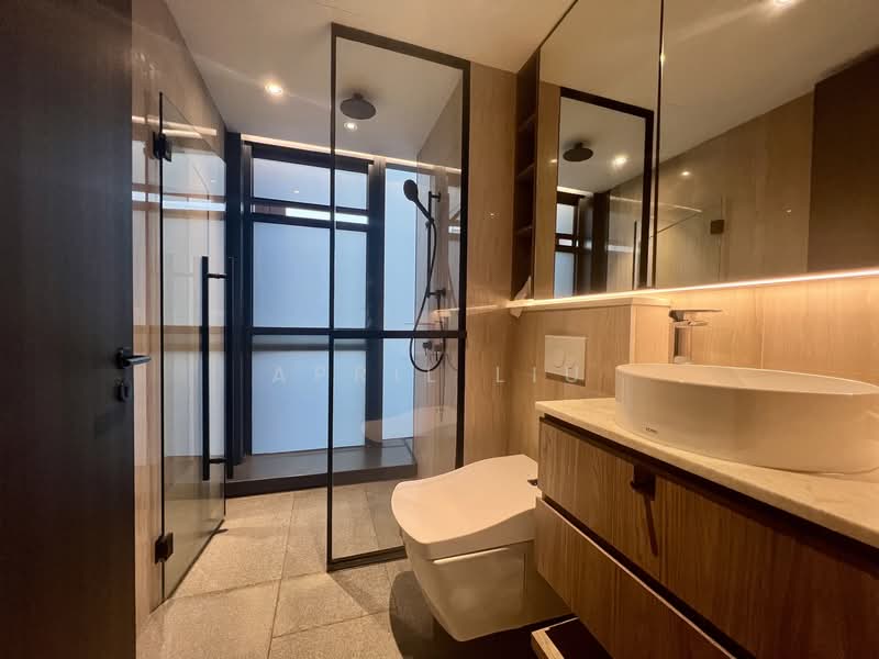 The Hyde, 11 Balmoral Road, 2 Bedrooms, 678 sqft, Condominium For Sale, by April Liu, 500138595 - Bathroom - PropertyGuru.com.sg