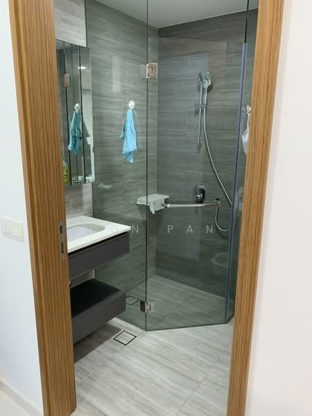 Trilive, 115 Tampines Road, 2 Bedrooms, 549 sqft, Condominium For Rent, by Don Pan, 500138601 - Bathroom - PropertyGuru.com.sg