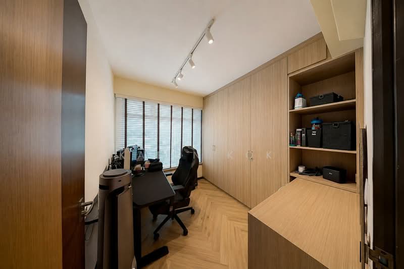 113D McNair Towers, 113D Mcnair Road, 2 Bedrooms, 732 sqft, HDB Flat For Sale, by Karen Kok, 500138614 - Study - PropertyGuru.com.sg